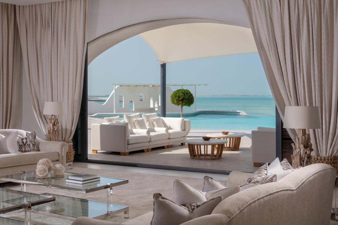 Hotel Anantara Santorini Abu Dhabi Retreat-Adults Only à Al Rahba Extérieur photo
